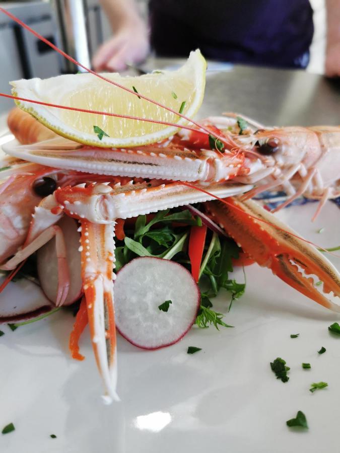 Murray Arms Hotel And Seafood Restaurant, Orkney Saint Margarets Hope Esterno foto